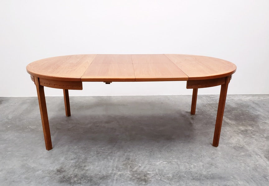 Extendable dining teak table by nils jonsson for troeds, sweden 1970 – A rare vintage treasure