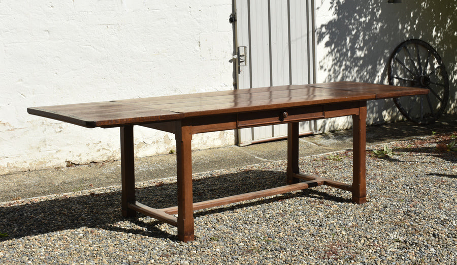 French antique oak extending farmhouse table – A rare vintage treasure