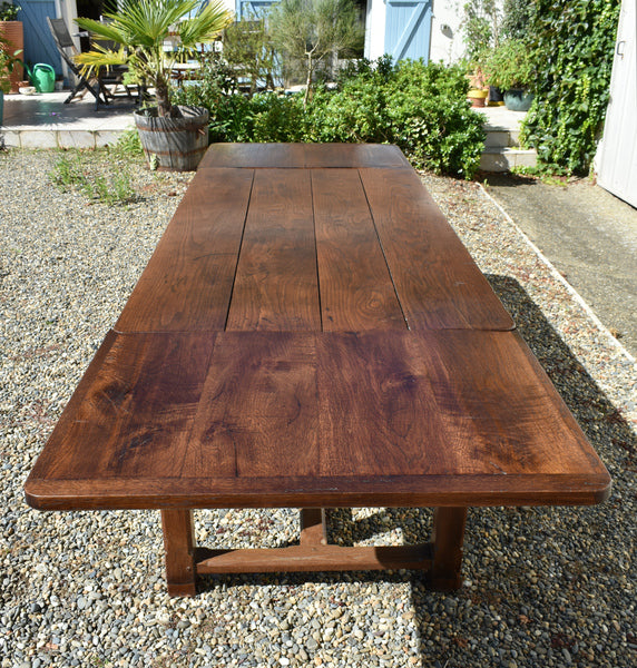 French antique oak extending farmhouse table – A rare vintage treasure