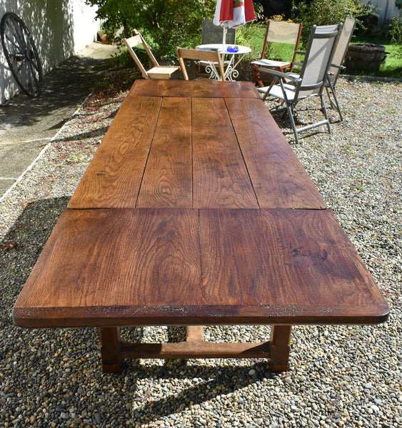 French antique oak extending farmhouse table – A rare vintage treasure